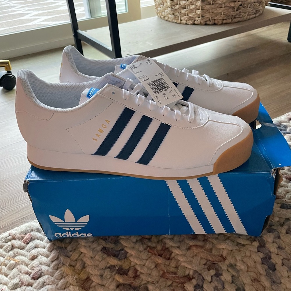Mens Size 12 Adidas Samoas NWT Original Box